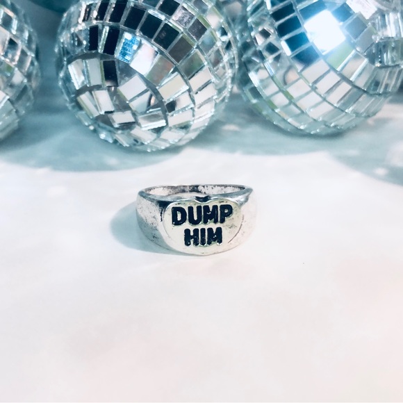 New! ✨DUMP HIM RING✨ - Picture 10 of 11